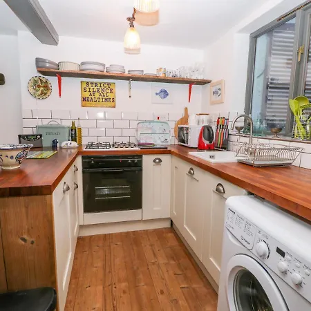 Szálloda Sandgate 4*