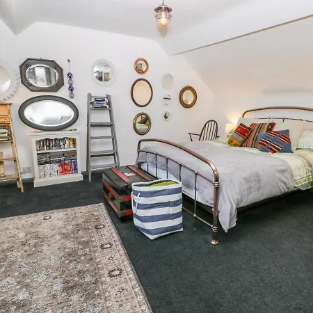 Sandgate Scarborough